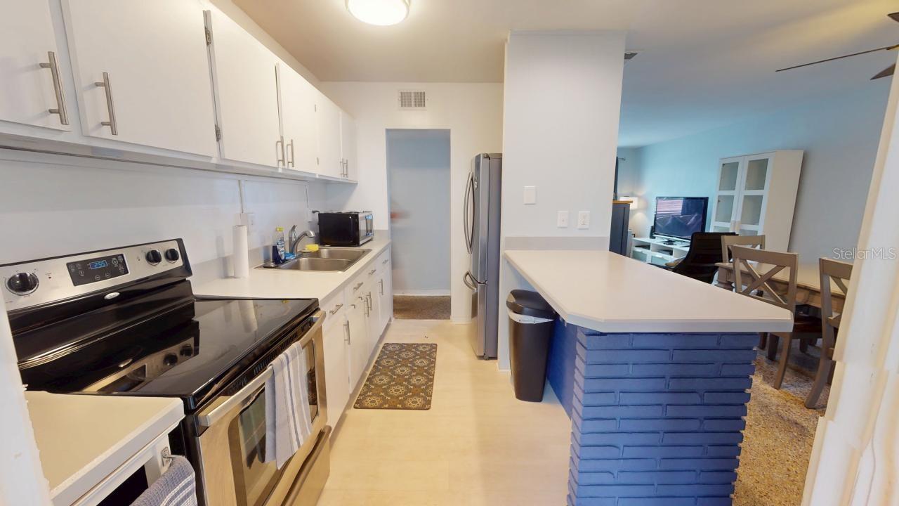 O6325031 Property Photo
