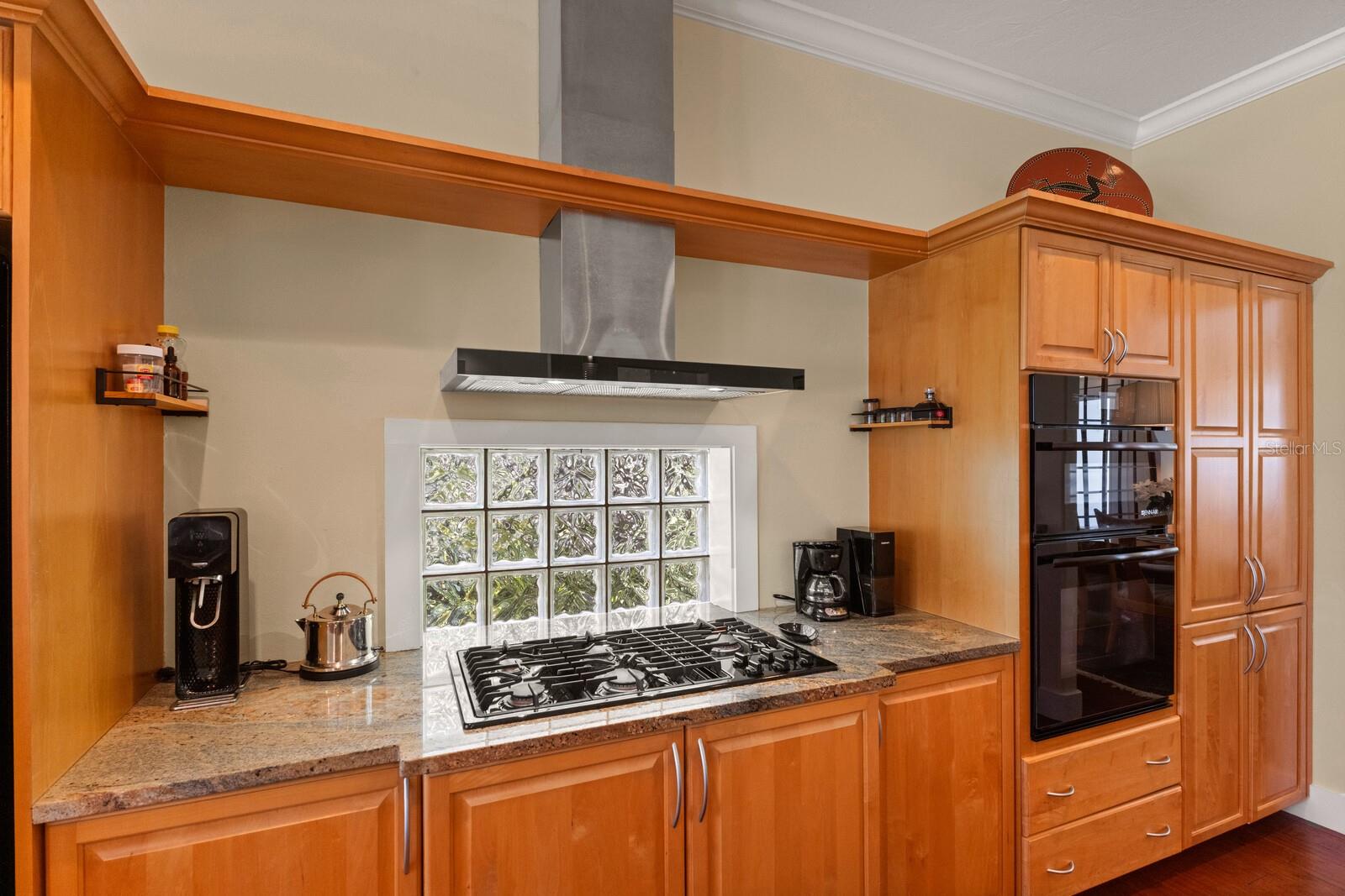 A4658215 Property Photo