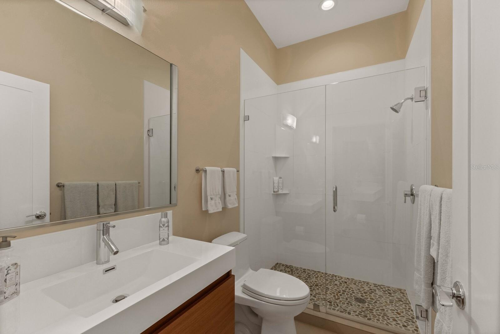 A4658215 Property Photo