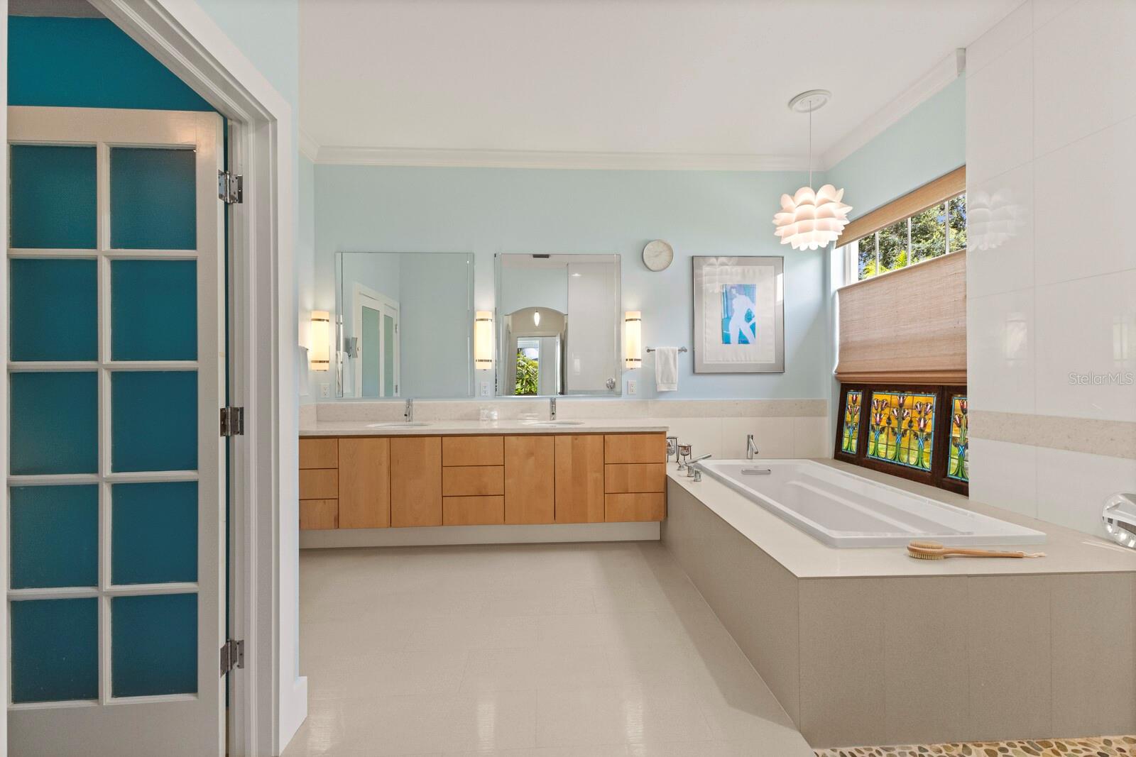 A4658215 Property Photo