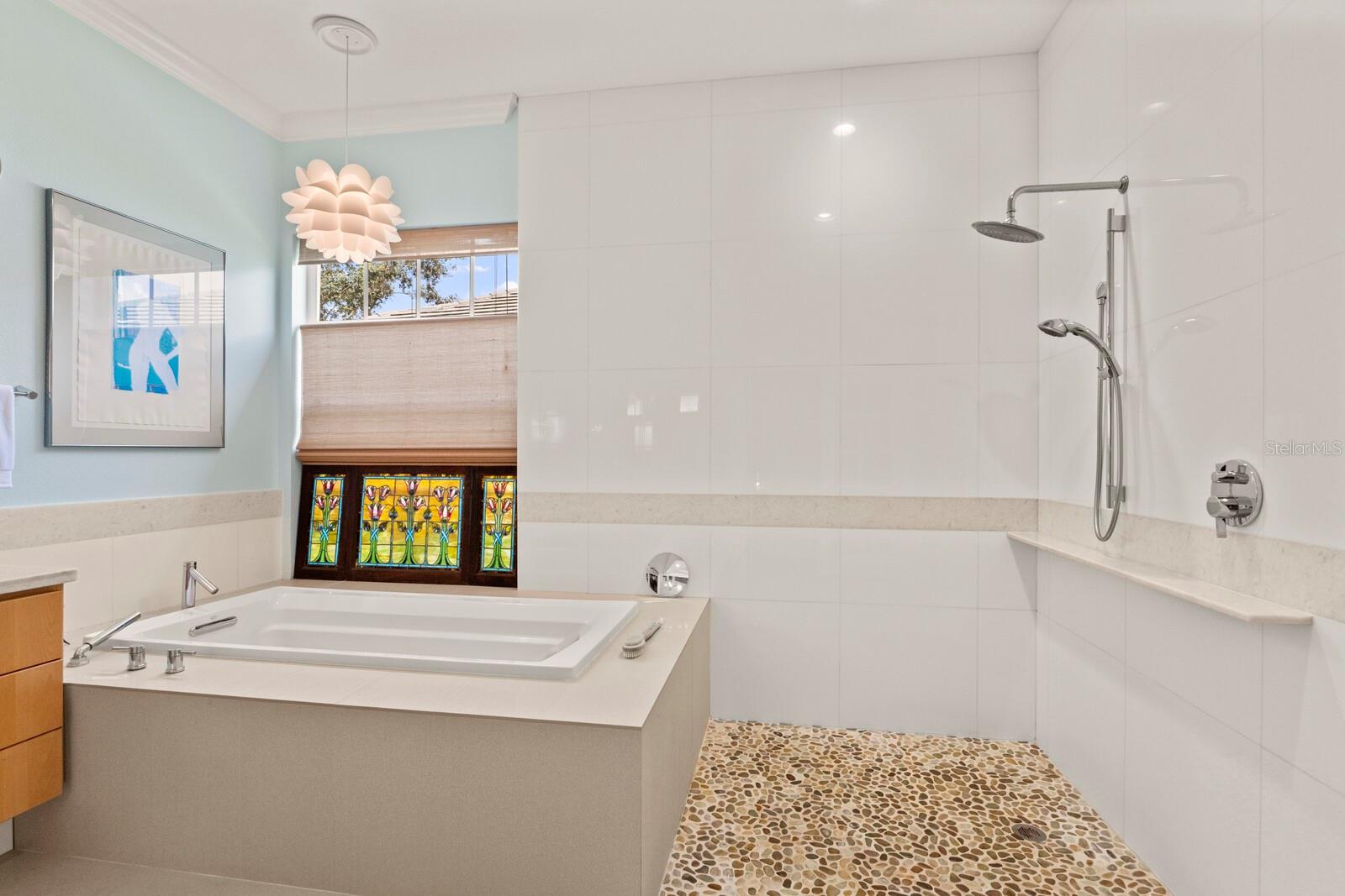 A4658215 Property Photo