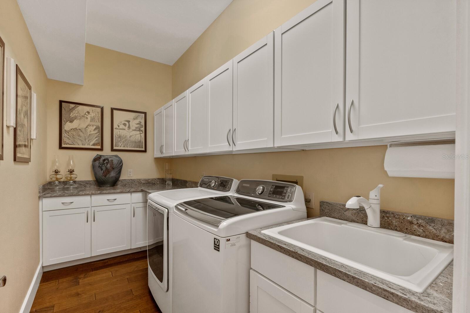 A4658215 Property Photo