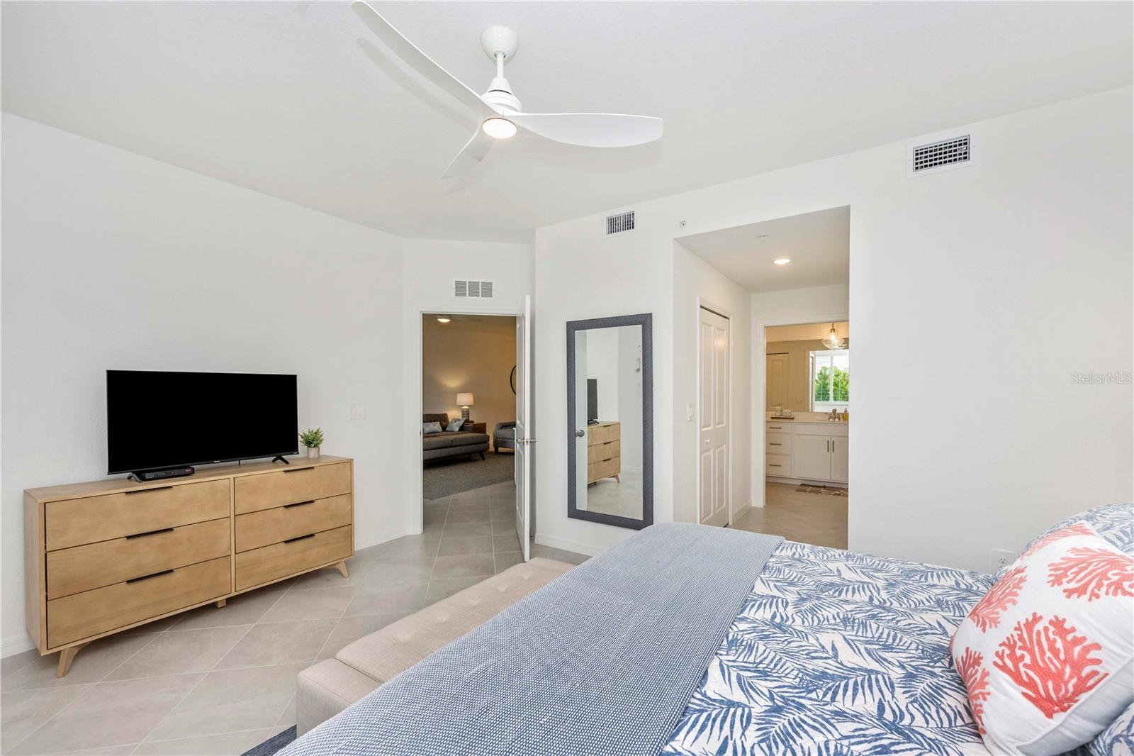 17500 OPAL SAND DR #101, VENICE, FL, 34293