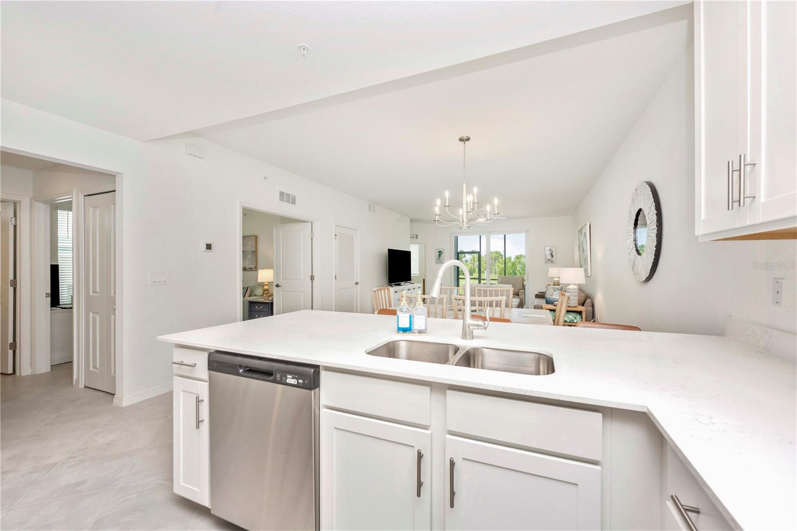 17500 OPAL SAND DR #101, VENICE, FL, 34293