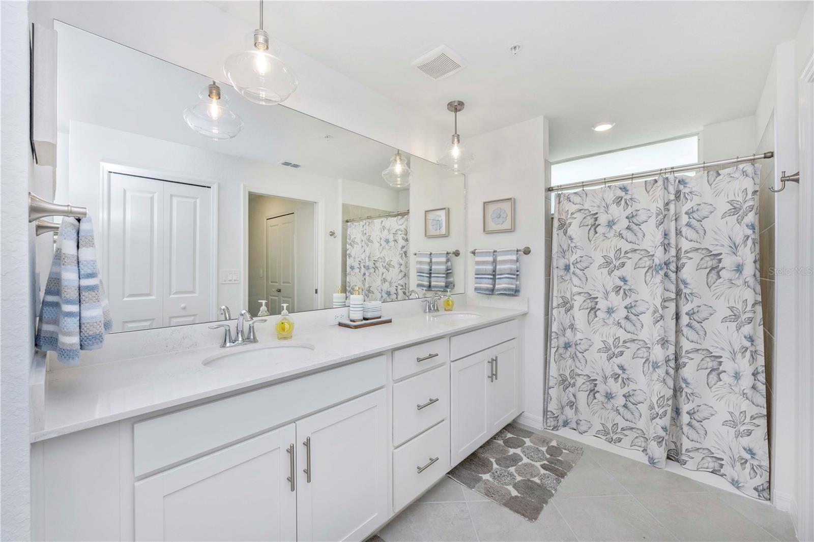 17500 OPAL SAND DR #101, VENICE, FL, 34293