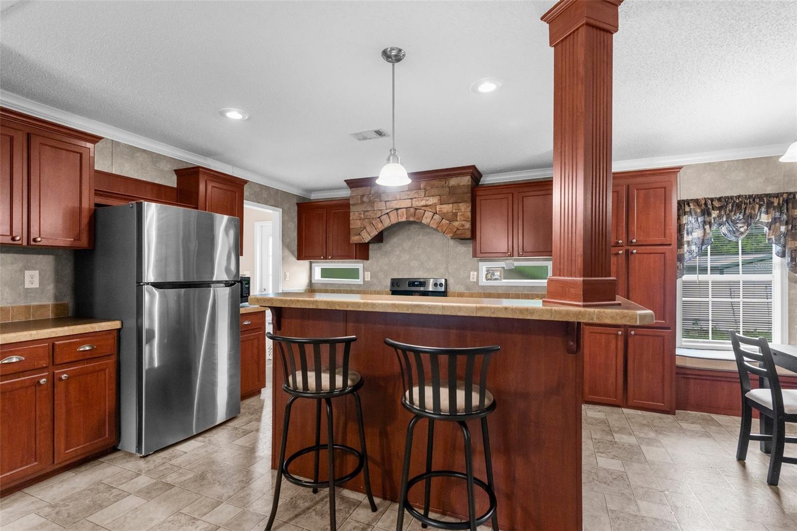 7312 MANHATTAN DR, TAMPA, FL, 33625