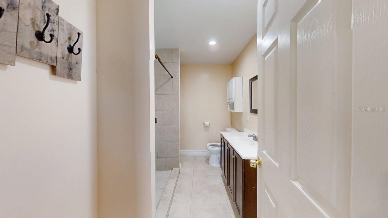 8609 N 11TH ST, TAMPA, FL, 33604