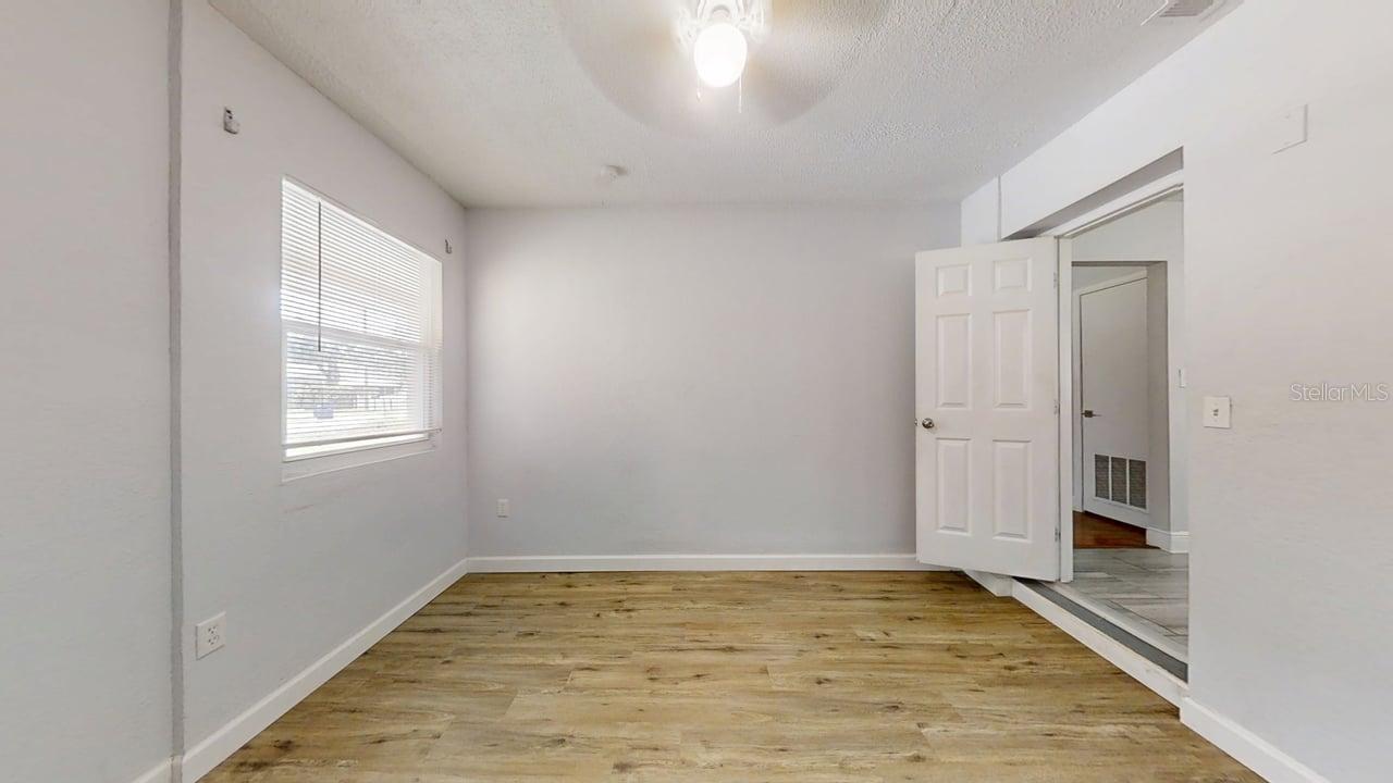 8609 N 11TH ST, TAMPA, FL, 33604