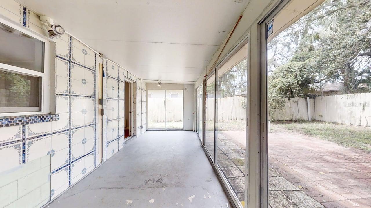 8609 N 11TH ST, TAMPA, FL, 33604