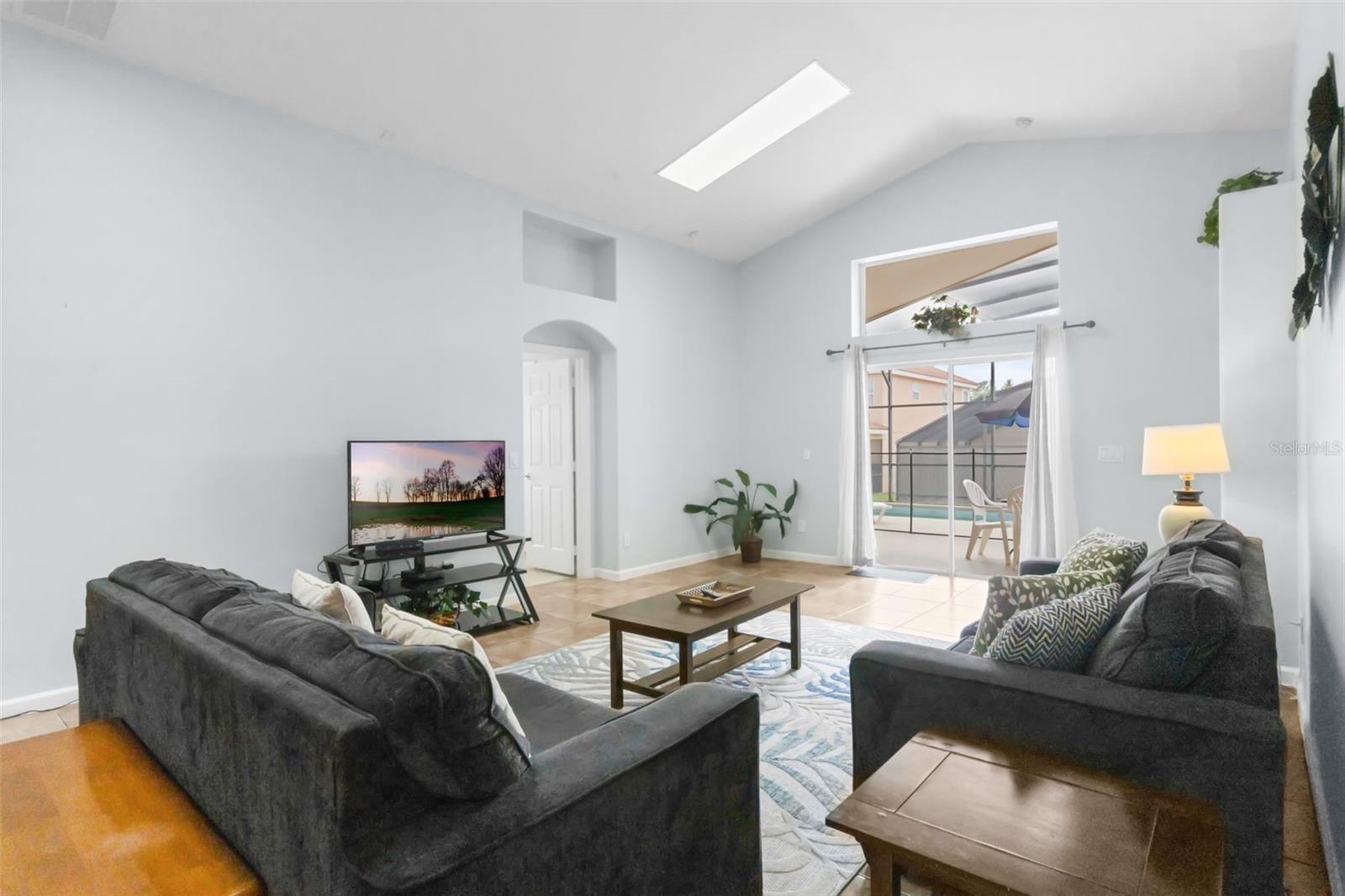 242 SARAGOSSA AVE, DAVENPORT, FL, 33897