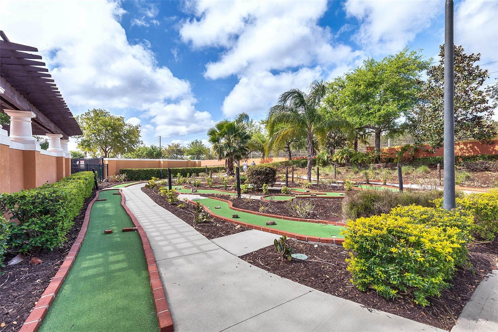 242 SARAGOSSA AVE, DAVENPORT, FL, 33897