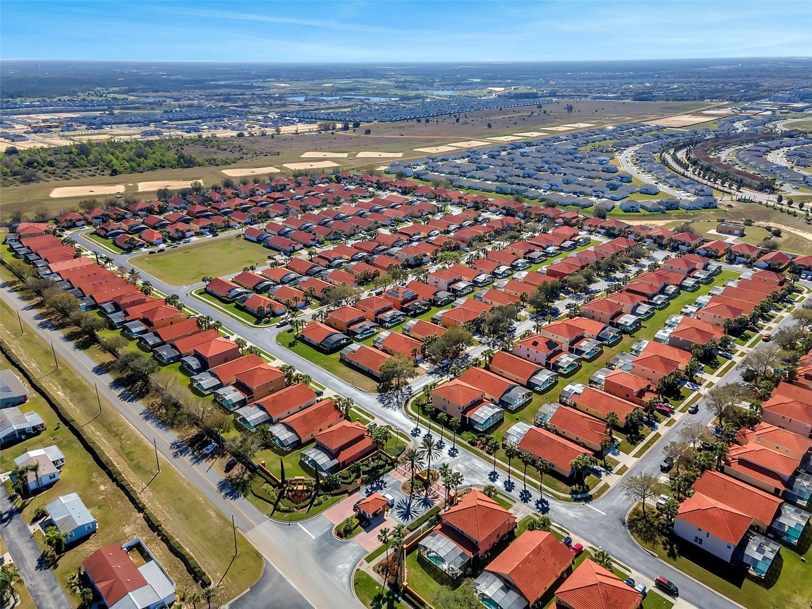 242 SARAGOSSA AVE, DAVENPORT, FL, 33897