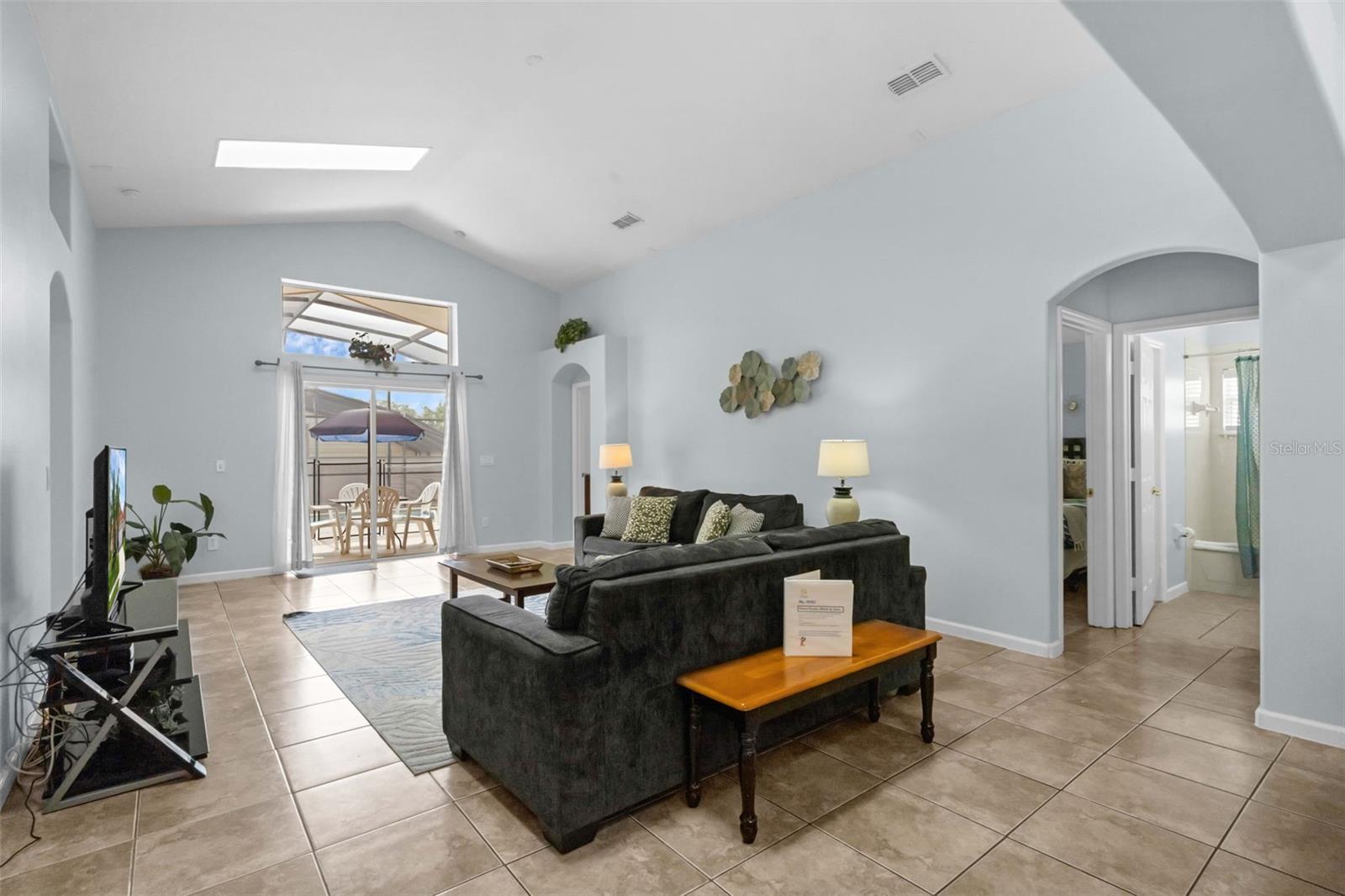 242 SARAGOSSA AVE, DAVENPORT, FL, 33897