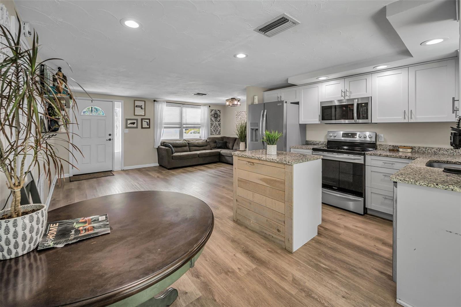 6053 11TH AVE, NEW PORT RICHEY, FL, 34653