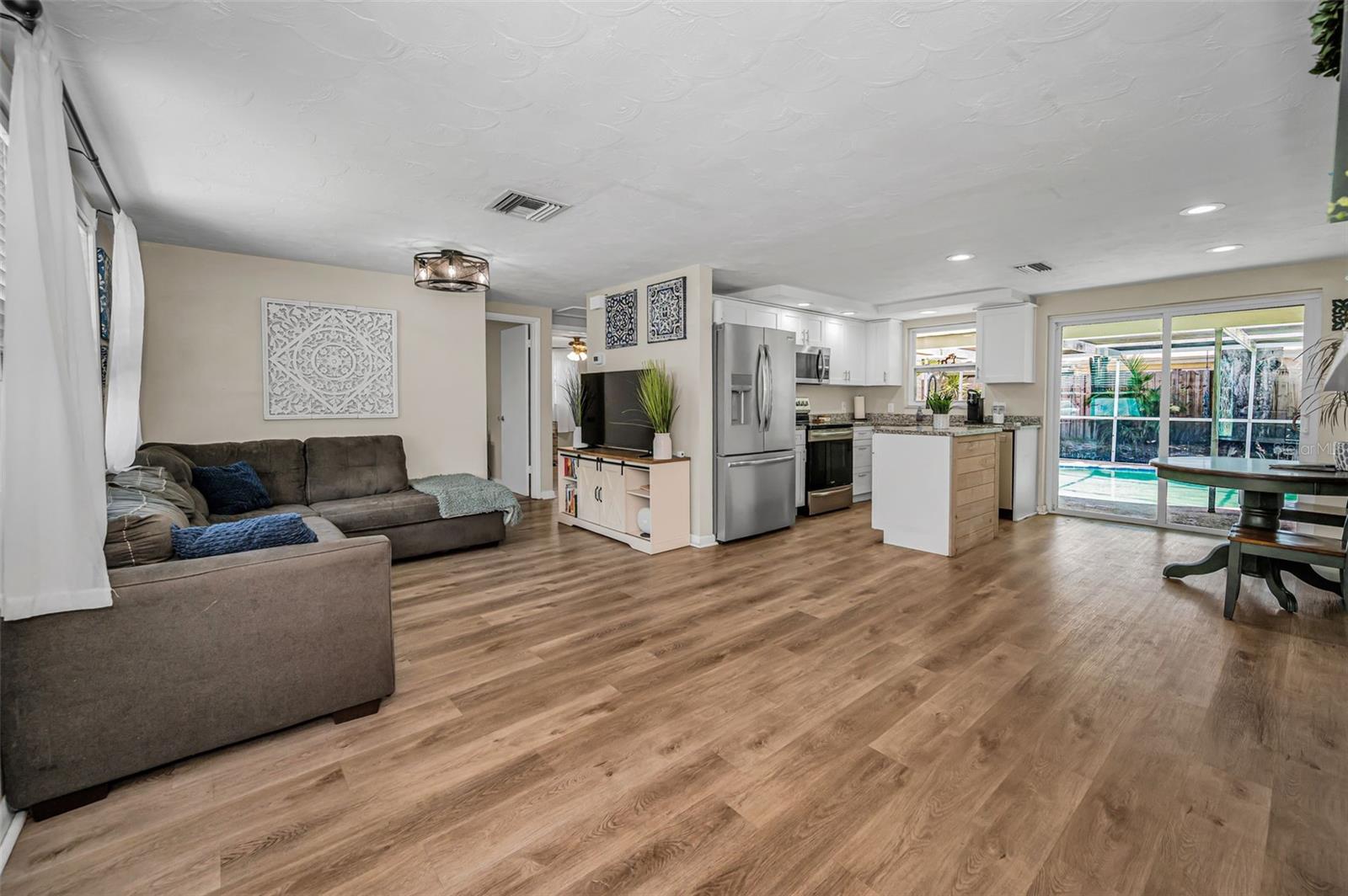 6053 11TH AVE, NEW PORT RICHEY, FL, 34653