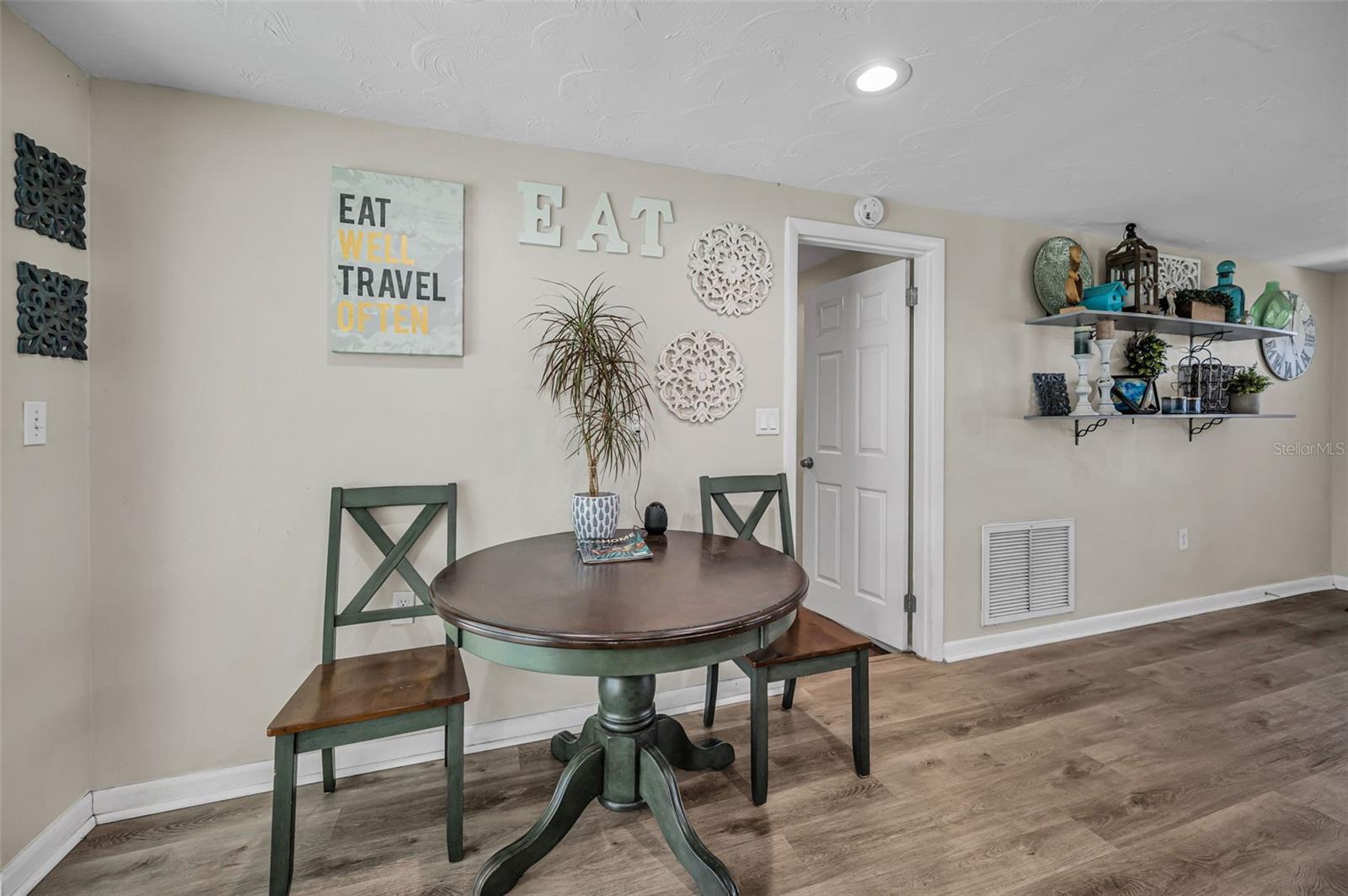 6053 11TH AVE, NEW PORT RICHEY, FL, 34653