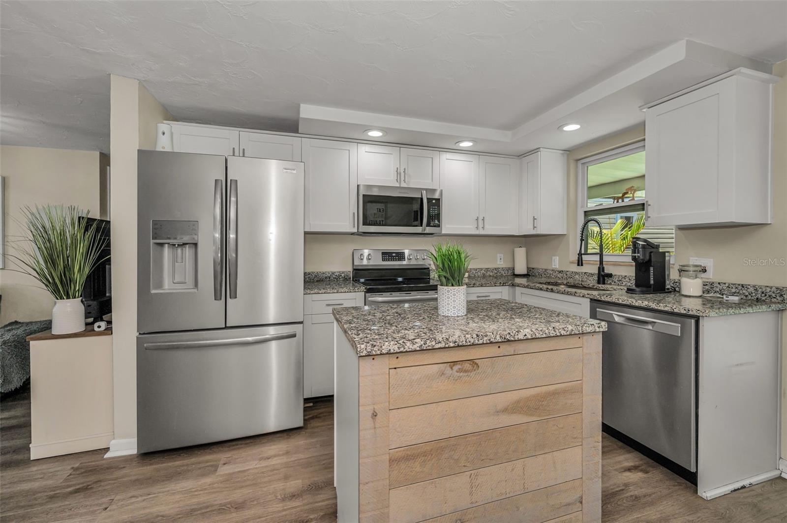 6053 11TH AVE, NEW PORT RICHEY, FL, 34653