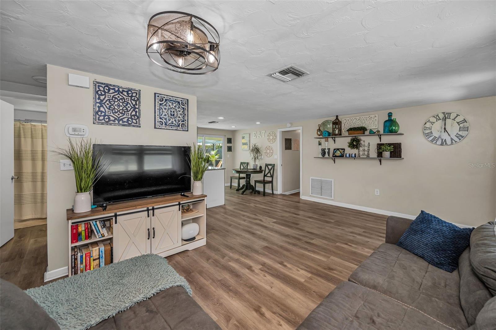 6053 11TH AVE, NEW PORT RICHEY, FL, 34653