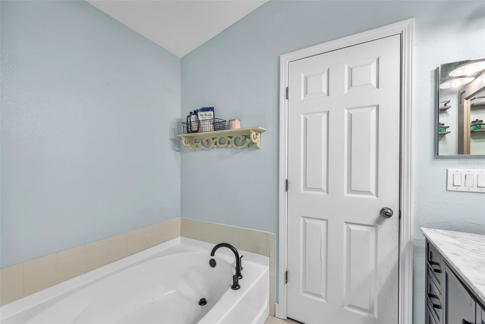 11841 AUTUMN CREEK DR, RIVERVIEW, FL, 33569