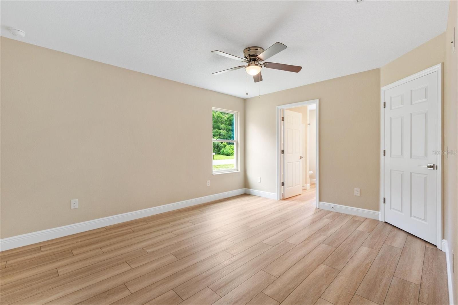 577 E ANDERSON AVE, BUSHNELL, FL, 33513