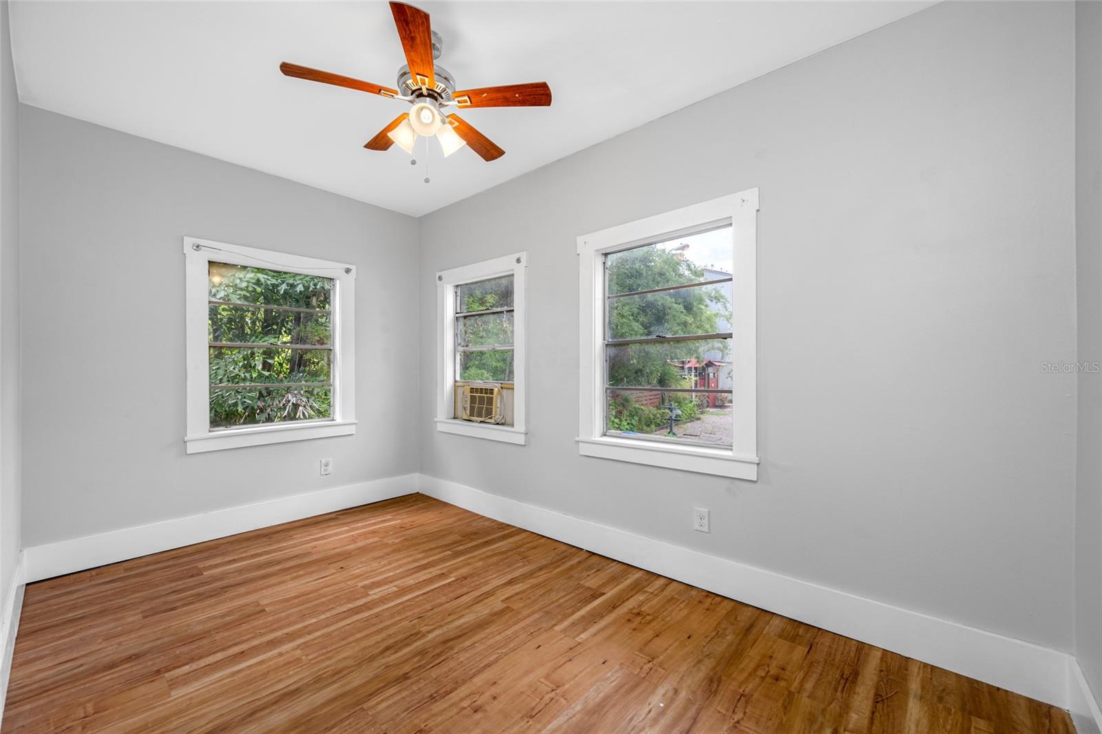 714 E HOLLYWOOD ST #5, TAMPA, FL, 33604