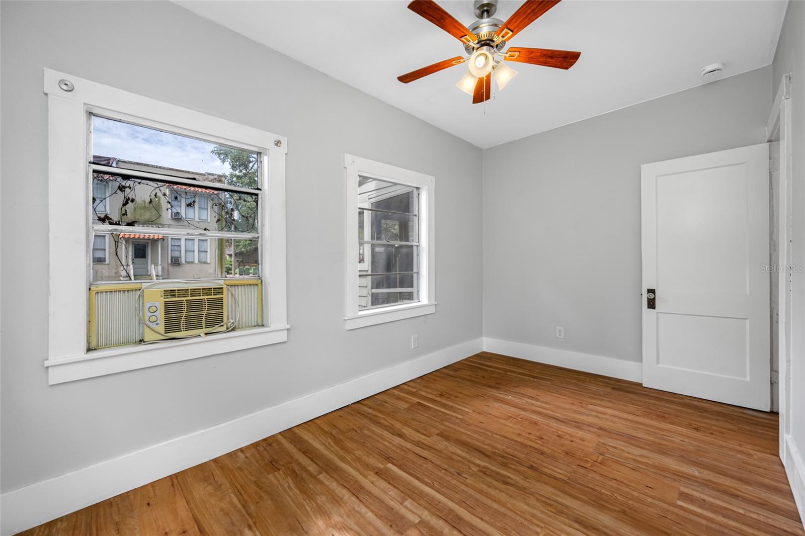 714 E HOLLYWOOD ST #5, TAMPA, FL, 33604