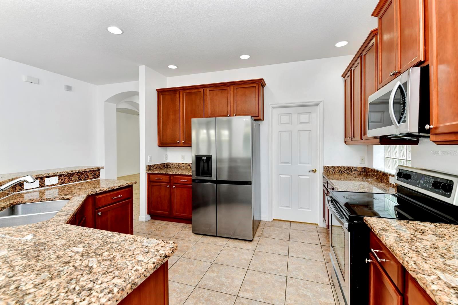 8007 NORTHLAKE PKWY, ORLANDO, FL, 32827