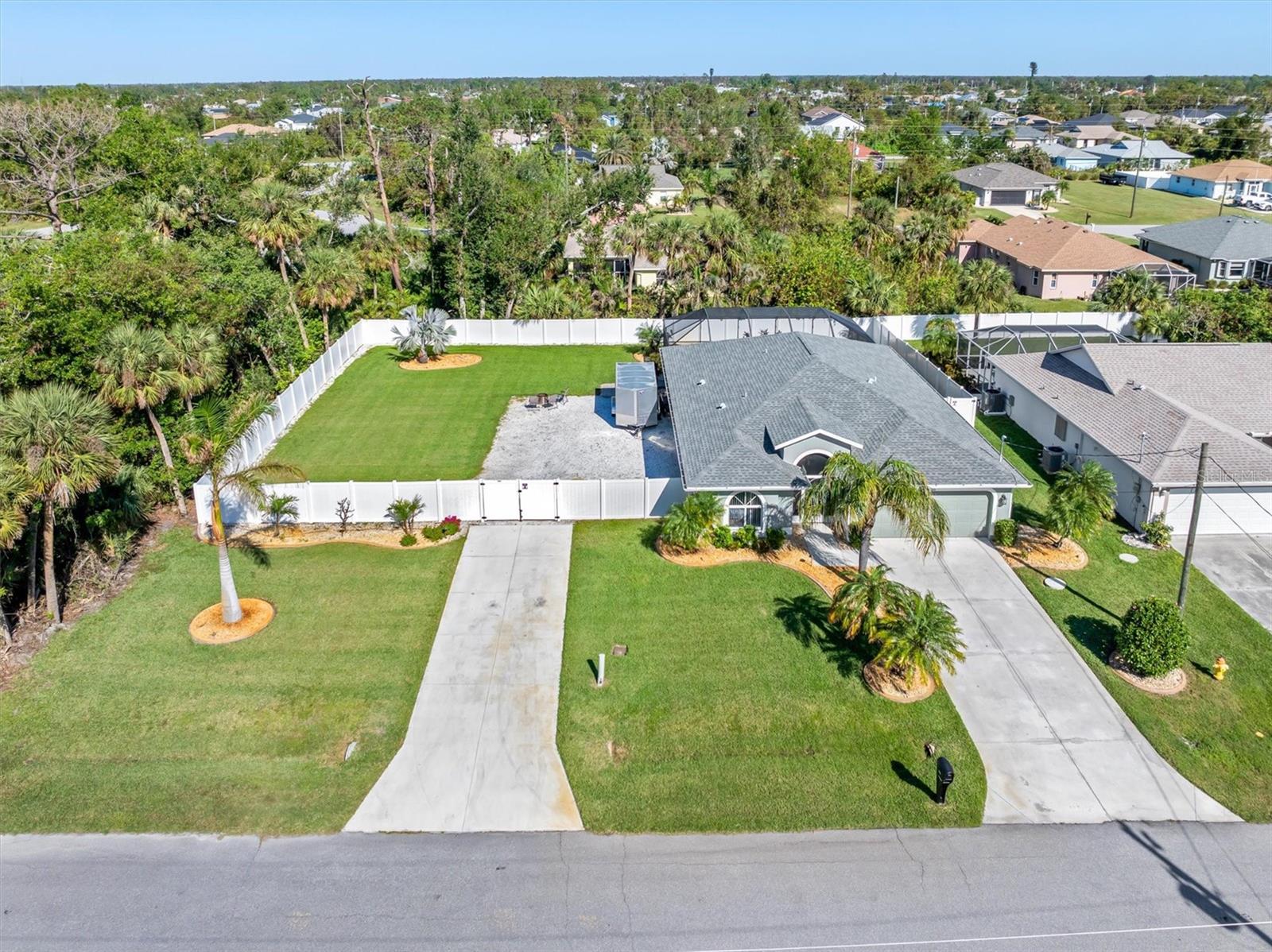 126 SPUR DR, ROTONDA WEST, FL, 33947