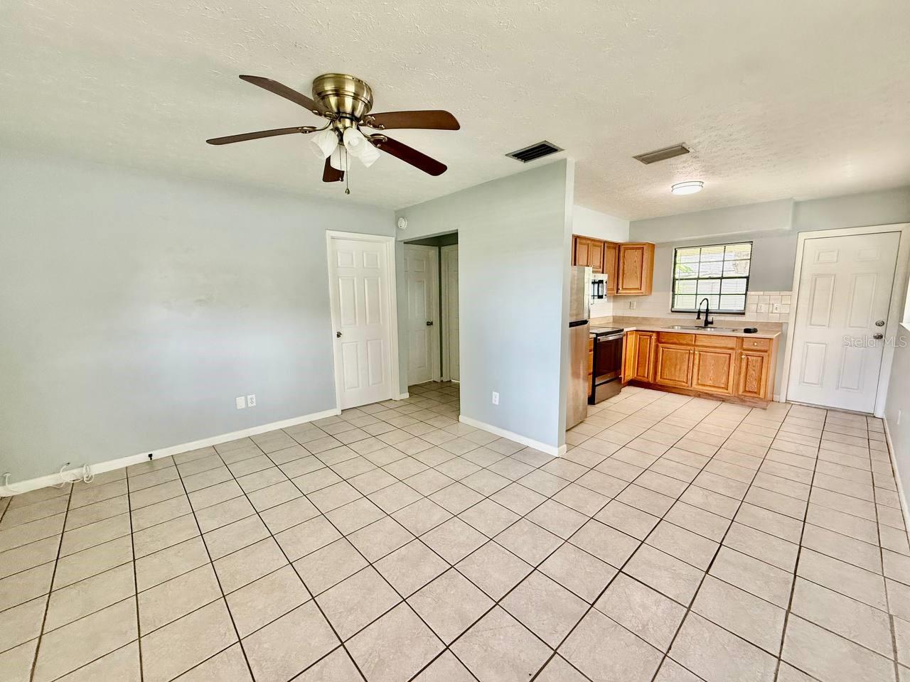 10812 HANNAWAY DR #E, RIVERVIEW, FL, 33578