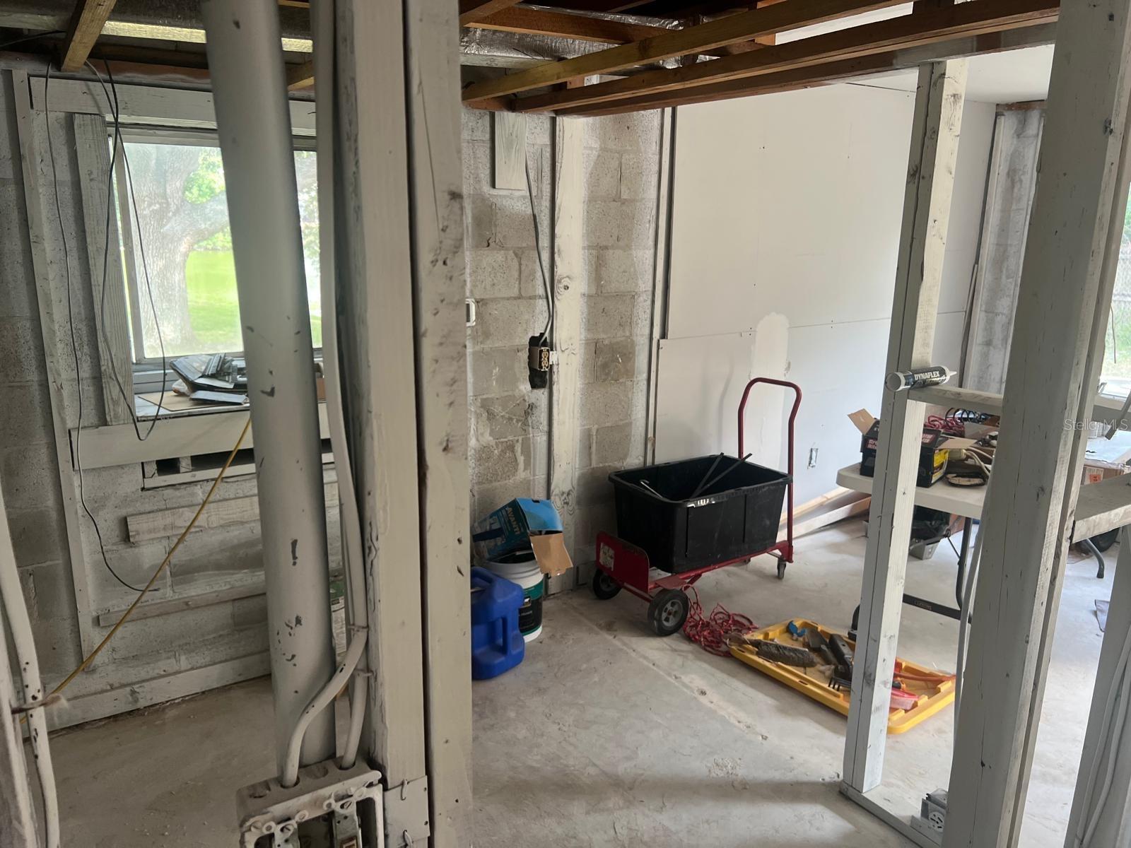 TB8405108 Property Photo