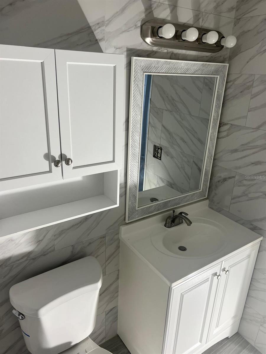 TB8405108 Property Photo