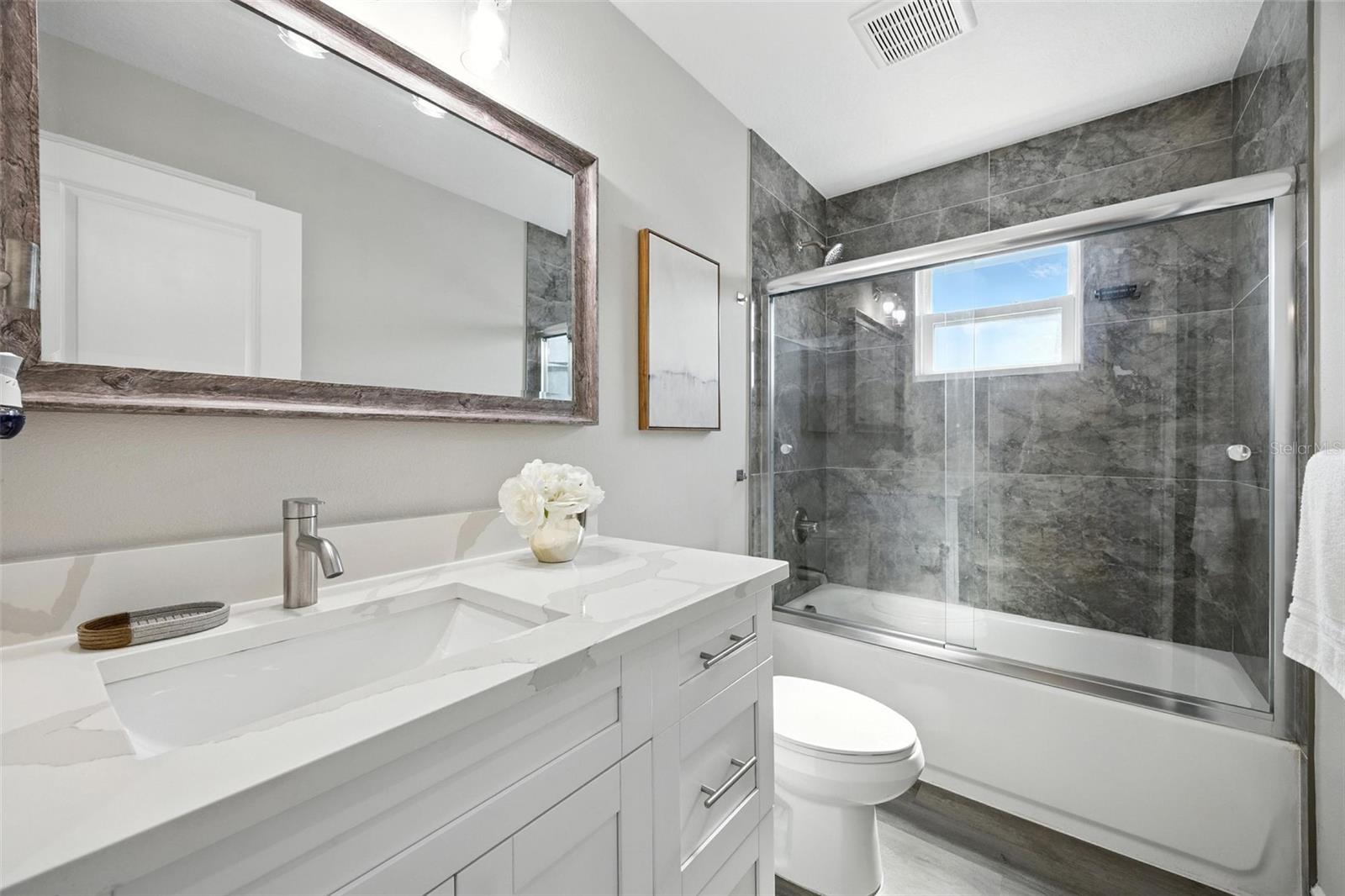 2519 W HIAWATHA ST, TAMPA, FL, 33614