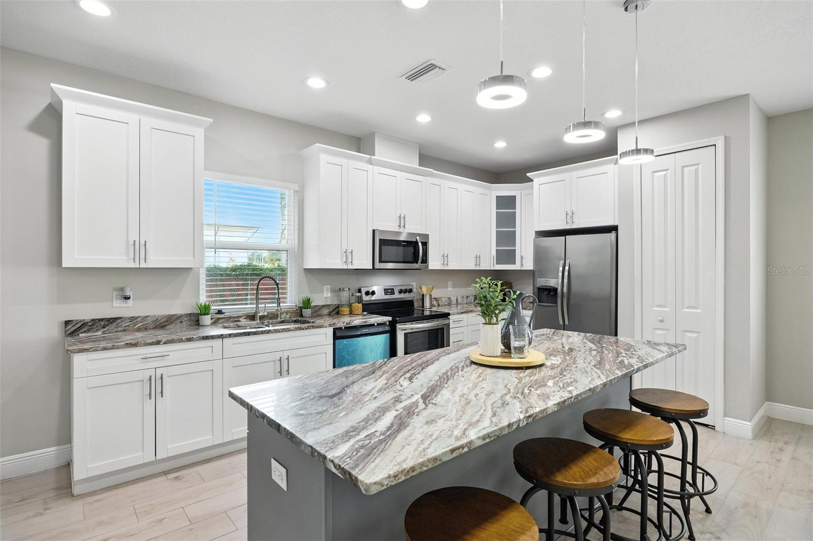 2519 W HIAWATHA ST, TAMPA, FL, 33614