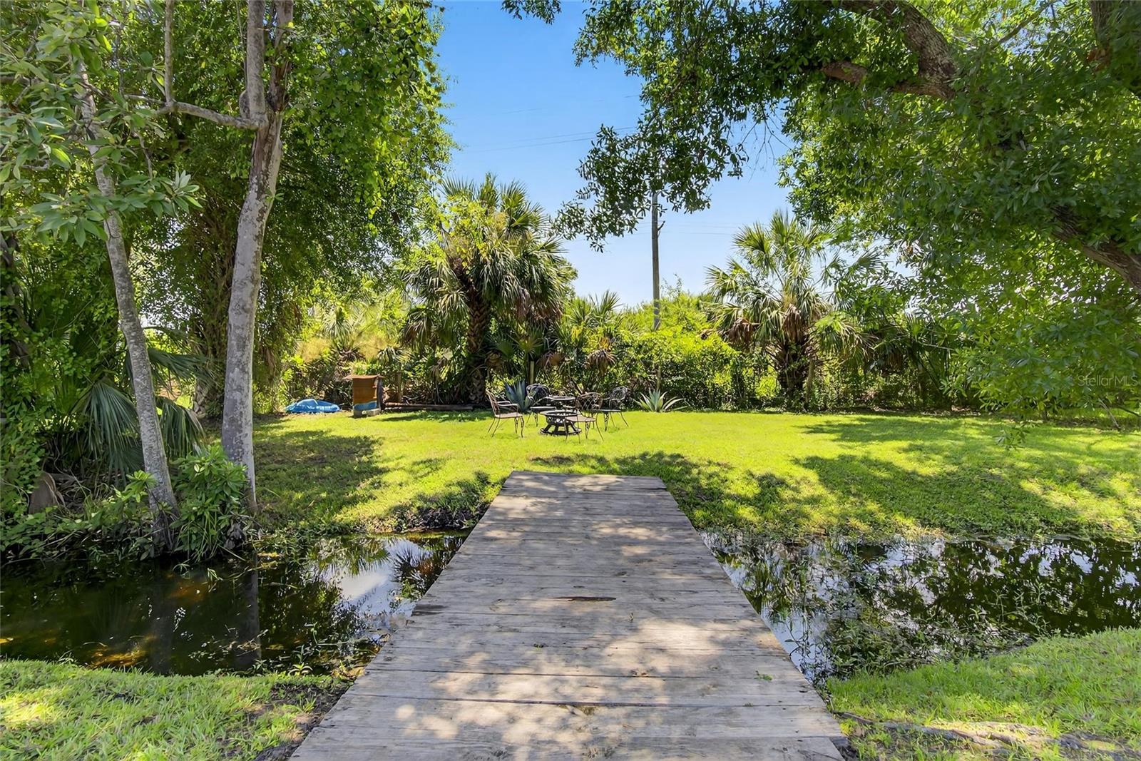 13040 WATERBOURNE DR, GIBSONTON, FL, 33534