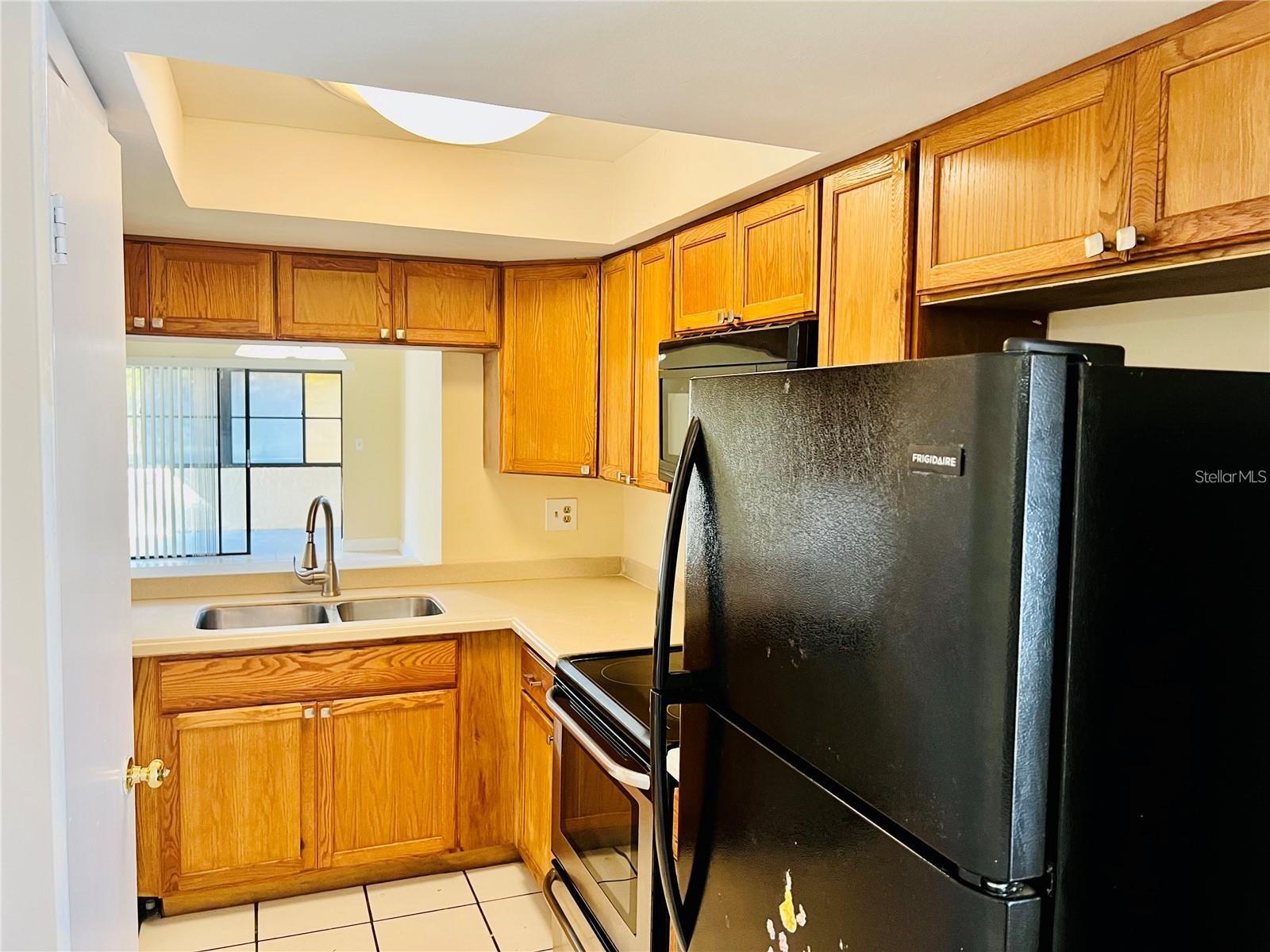 7818 NIAGARA AVE #205, TAMPA, FL, 33617