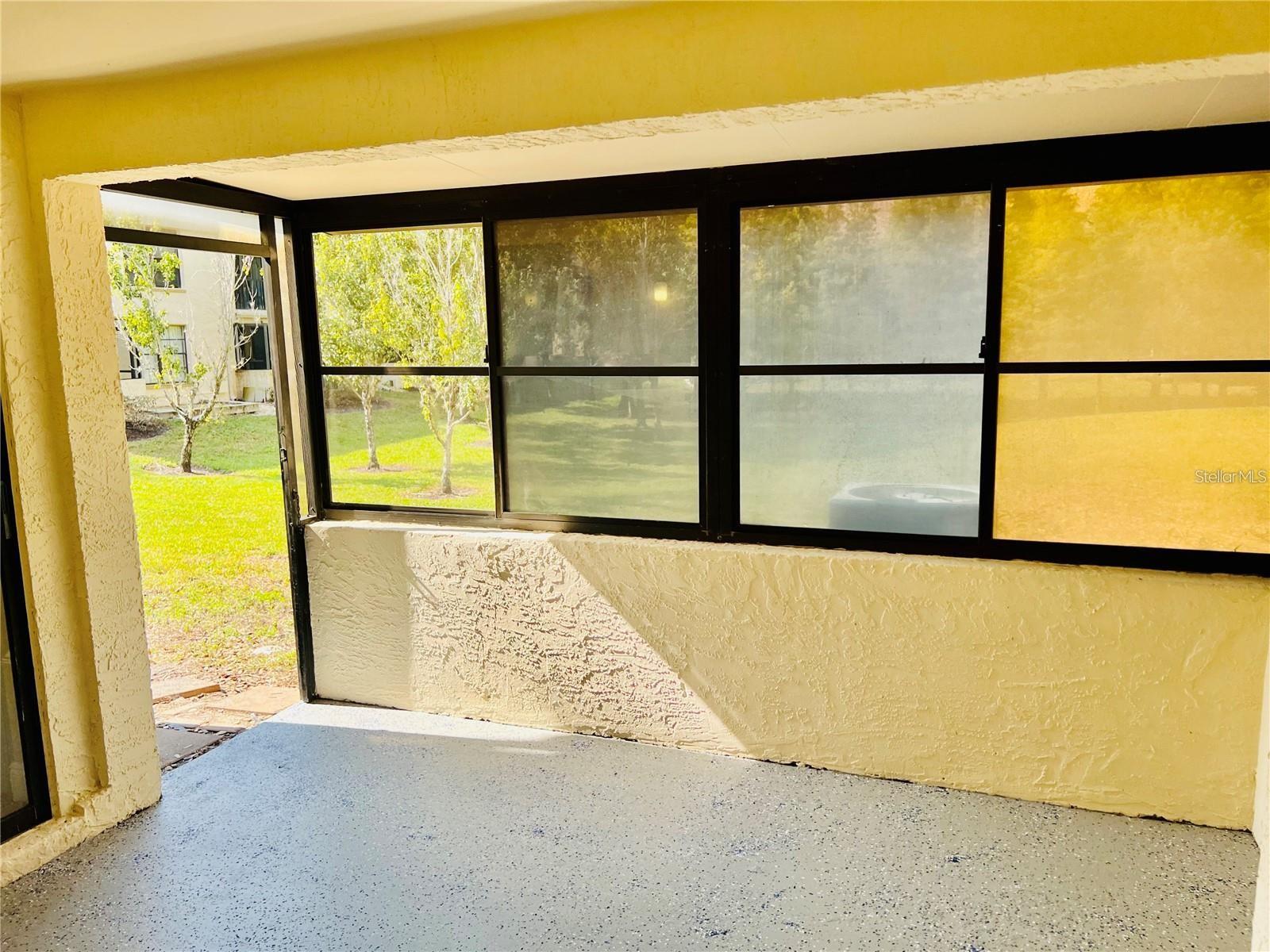 7818 NIAGARA AVE #205, TAMPA, FL, 33617