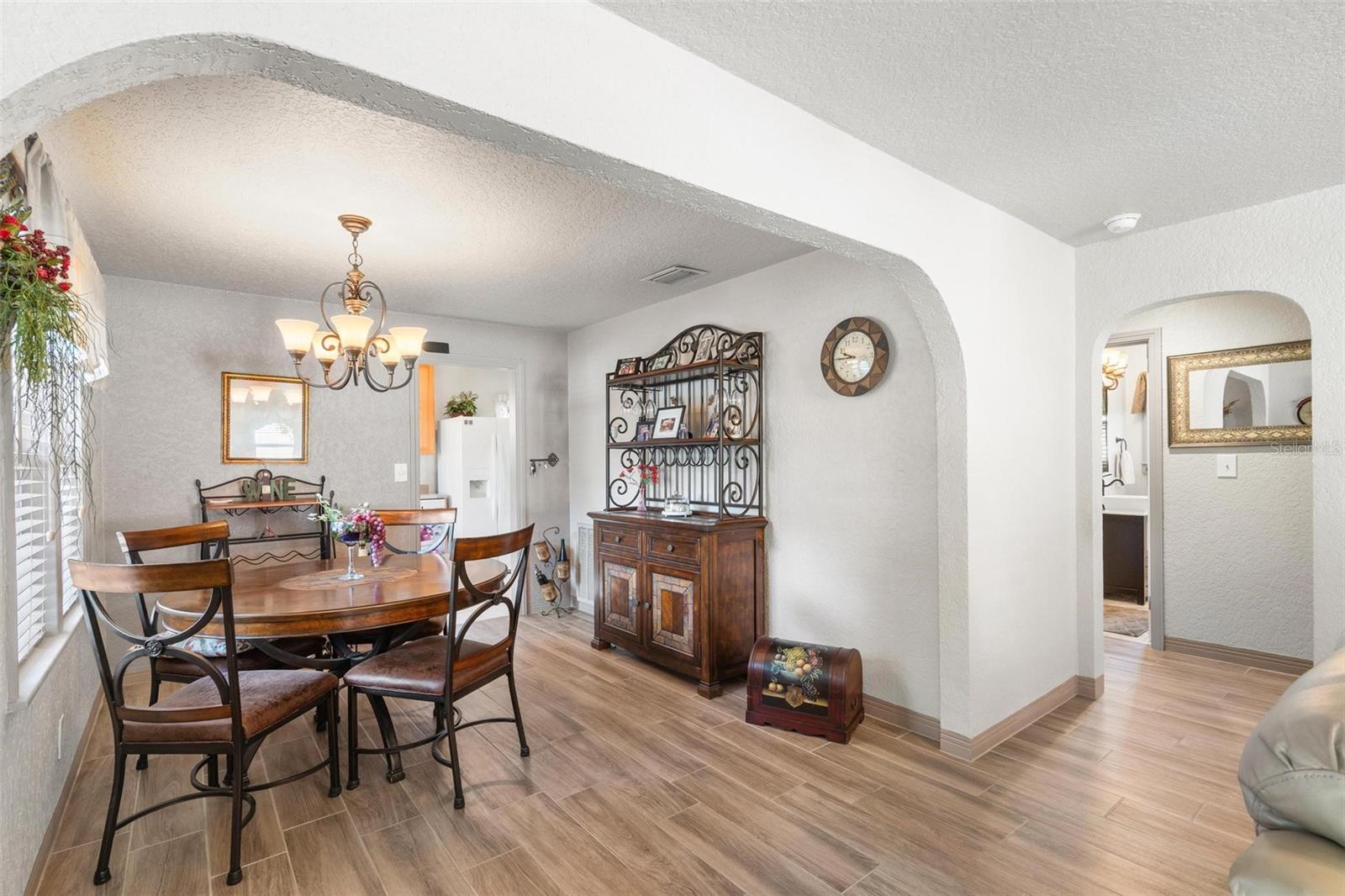 744 25TH AVE N, ST PETERSBURG, FL, 33704