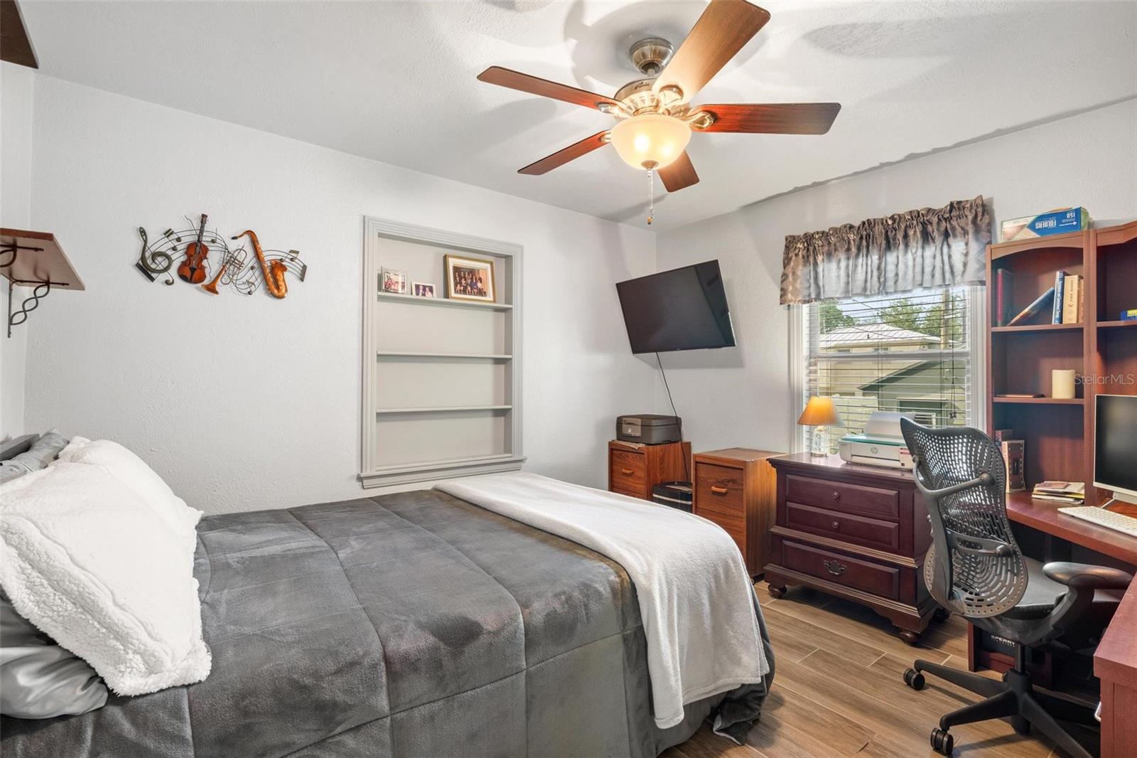 744 25TH AVE N, ST PETERSBURG, FL, 33704