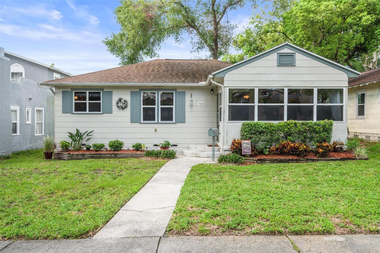 744 25TH AVE N, ST PETERSBURG, FL, 33704
