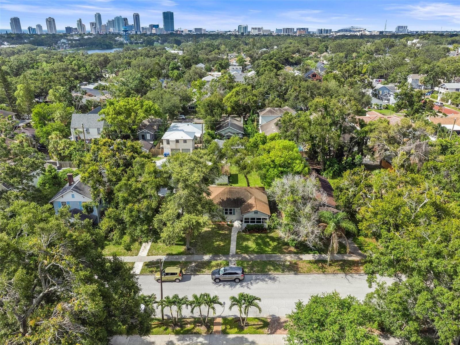 744 25TH AVE N, ST PETERSBURG, FL, 33704