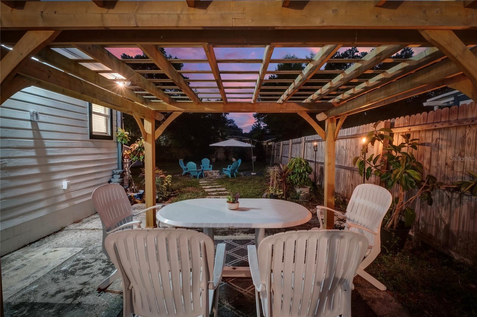 1221 E IDA ST, TAMPA, FL, 33603