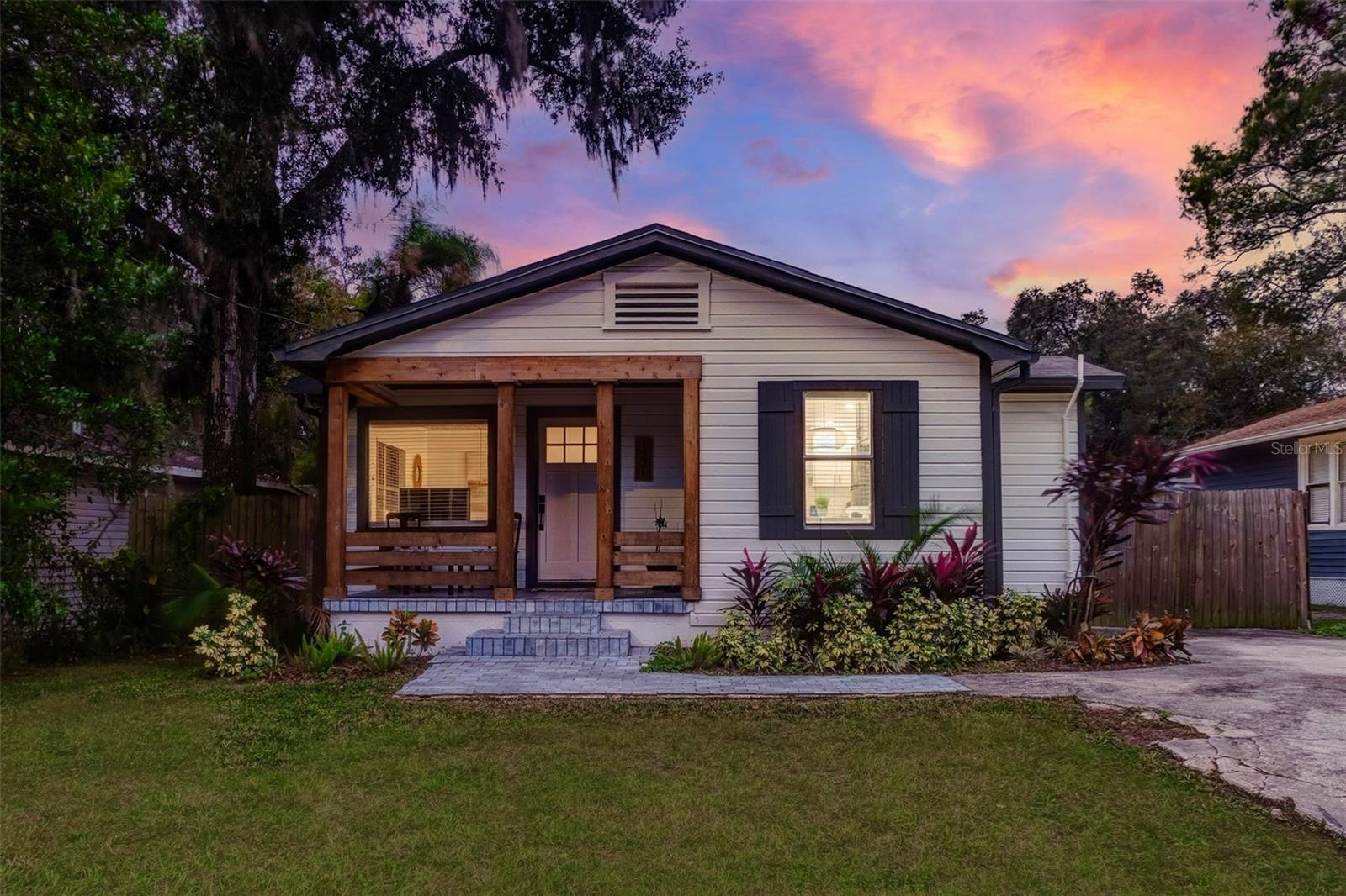 1221 E IDA ST, TAMPA, FL, 33603