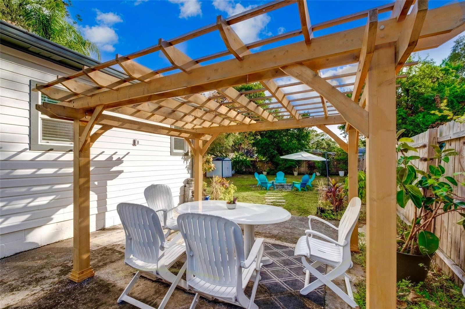 1221 E IDA ST, TAMPA, FL, 33603