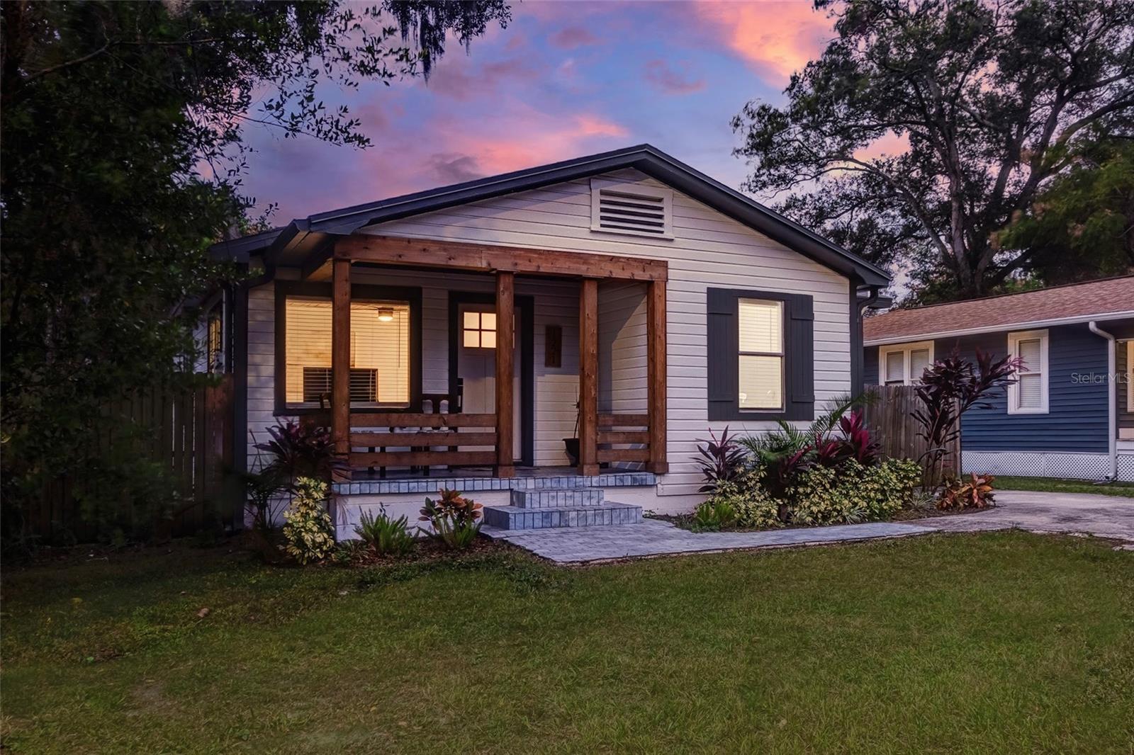 1221 E IDA ST, TAMPA, FL, 33603