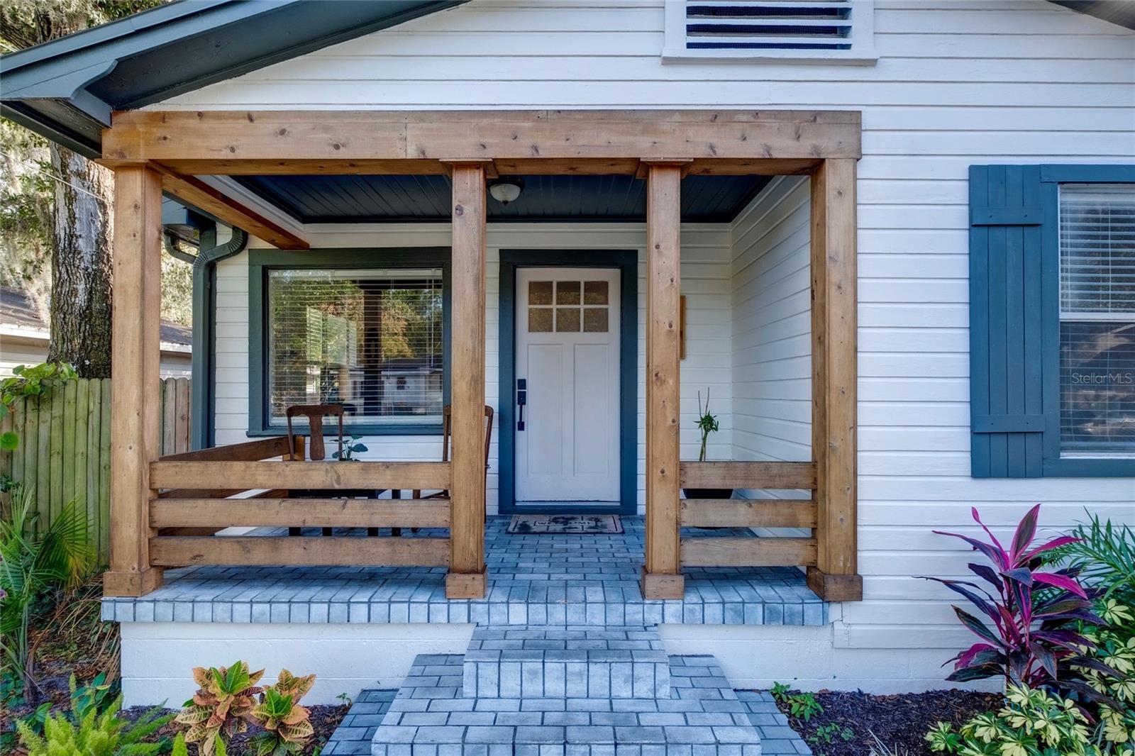 1221 E IDA ST, TAMPA, FL, 33603