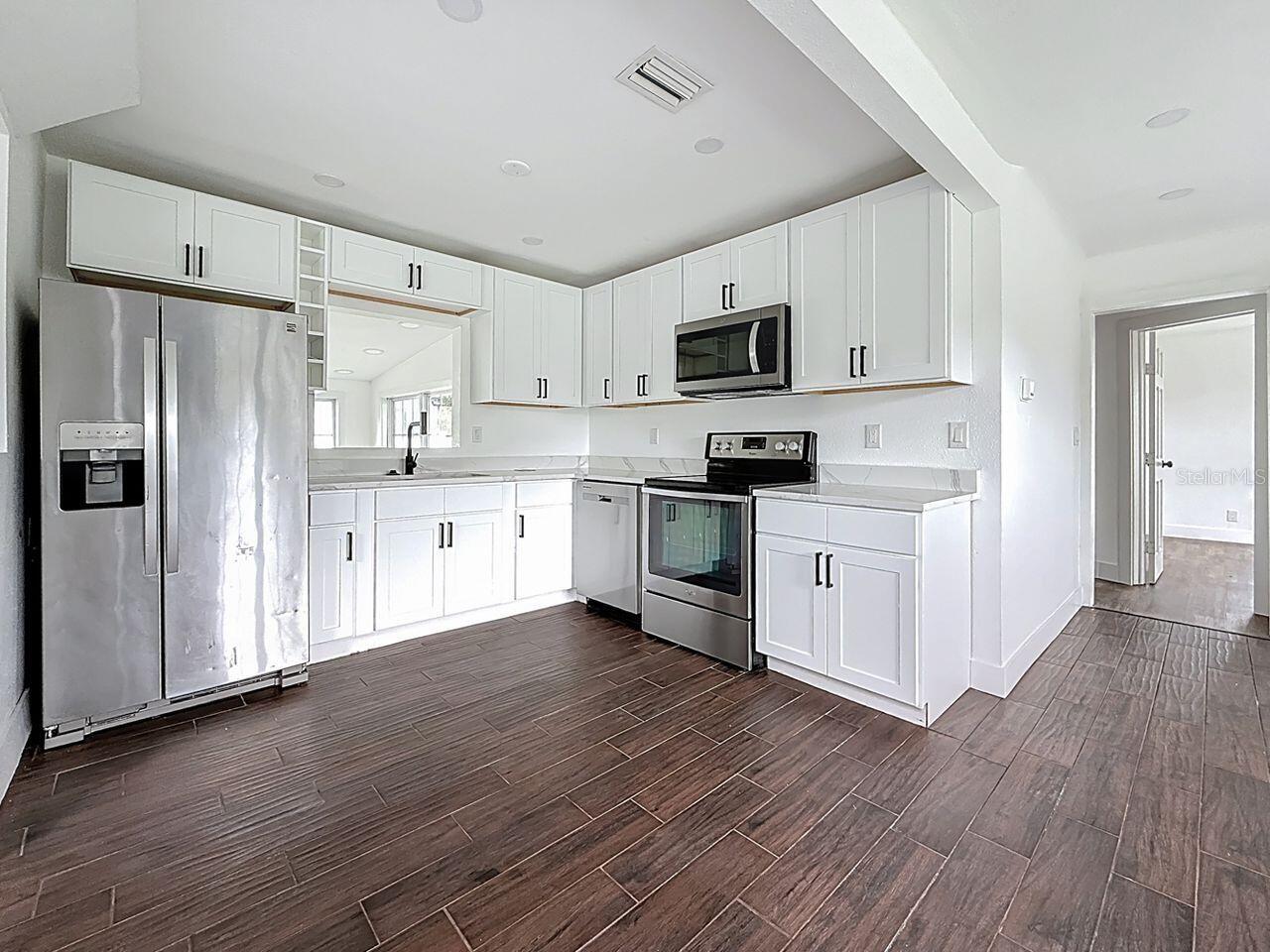 2122 52ND AVE N, ST PETERSBURG, FL, 33714