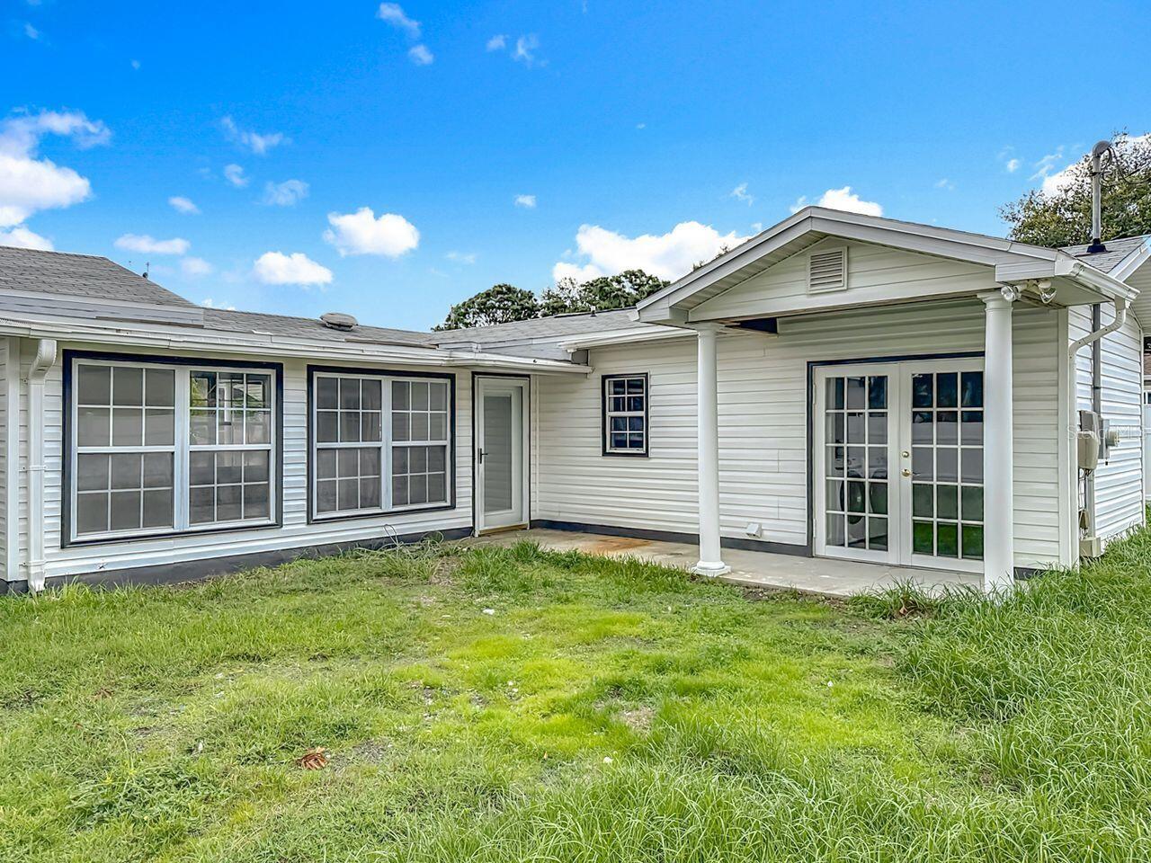 2122 52ND AVE N, ST PETERSBURG, FL, 33714