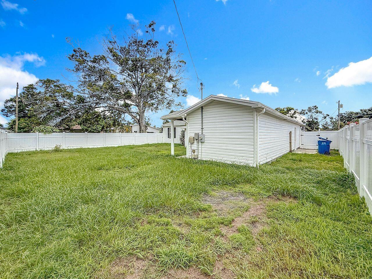 2122 52ND AVE N, ST PETERSBURG, FL, 33714