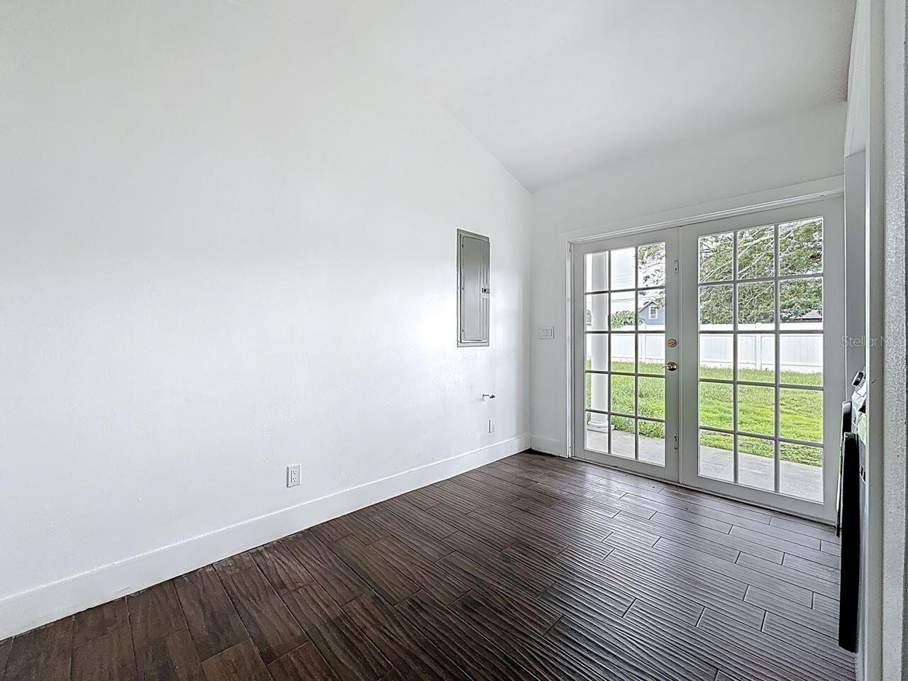 2122 52ND AVE N, ST PETERSBURG, FL, 33714