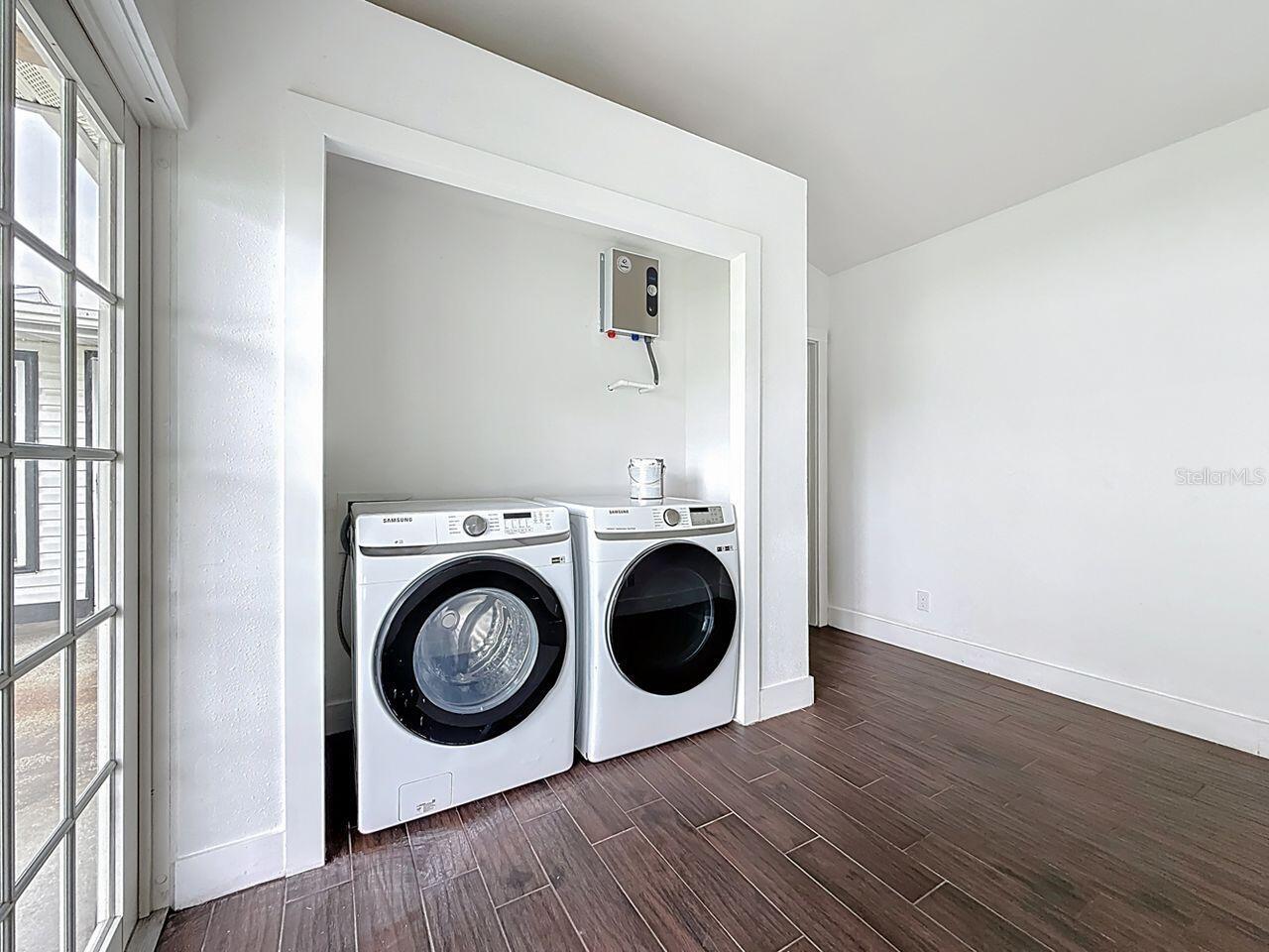 2122 52ND AVE N, ST PETERSBURG, FL, 33714